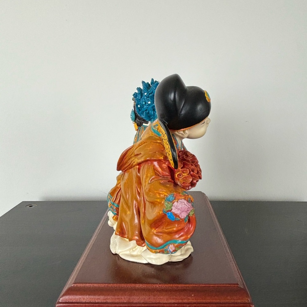 Vintage Chinese Bride and Groom in Traditional  Costume Good Luck Statue - Picture 7 of 11